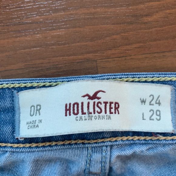 Hollister Jeans - Picture 2 of 4